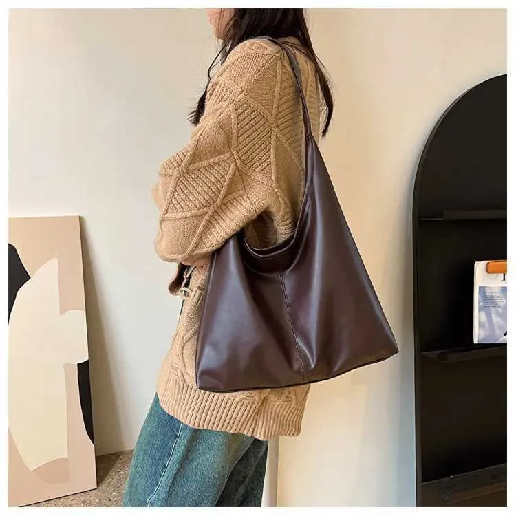 Borsa a tracolla alla moda per donna con fibbia dorata minimalista e tracolla regolabile, borsa da donna Handba241211_voghion.com