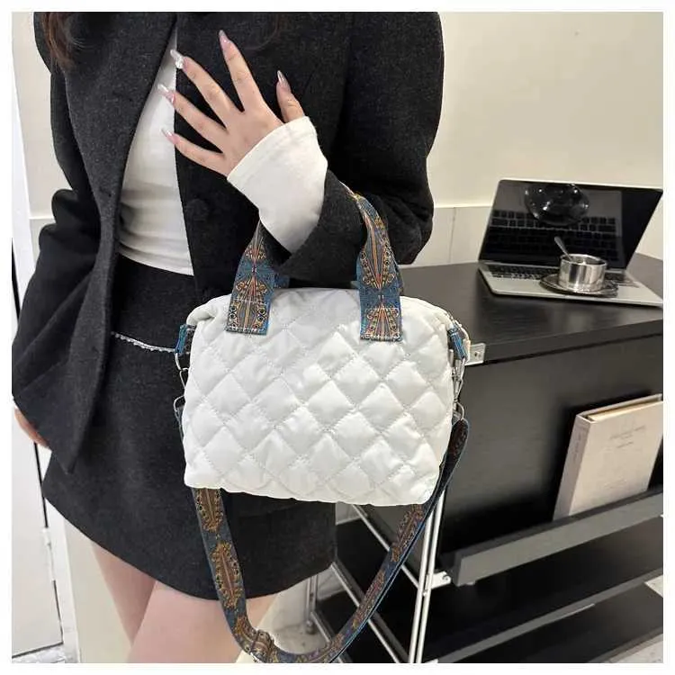 Handtasche fir Fraen mat breedem Gürtel Hierscht/Wanter Rhombus Space Kotteng Schëllertasche mat grousser Kapazitéit - All-Match Shopping241106_voghion.com