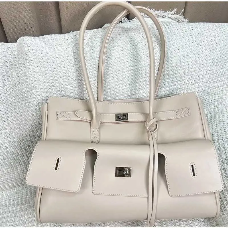 2025 Neue Rodeo Stilvolle einfache Handtasche Damen Große Kapazität Umhängetasche Pendler Mode Crossbody Ba241216_voghion.com
