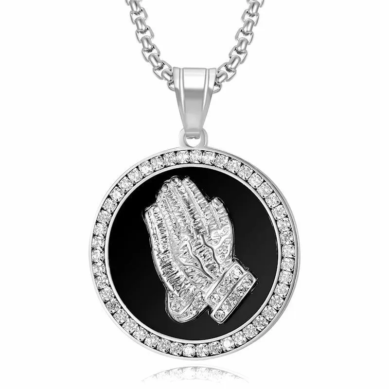 Collana con ciondolo a forma di mani in preghiera retrò hip hop in acciaio inossidabile 316L placcato oro, gioielli religiosi_voghion.com