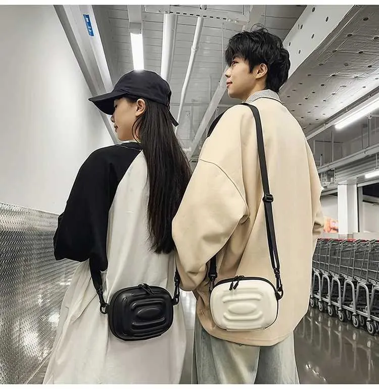 Sac à bandoulière simple polyvalent pour hommes et femmes, nouvelle marque tendance de niche, sac à bandoulière à coque rigide à la mode, petit carré_voghion.com
