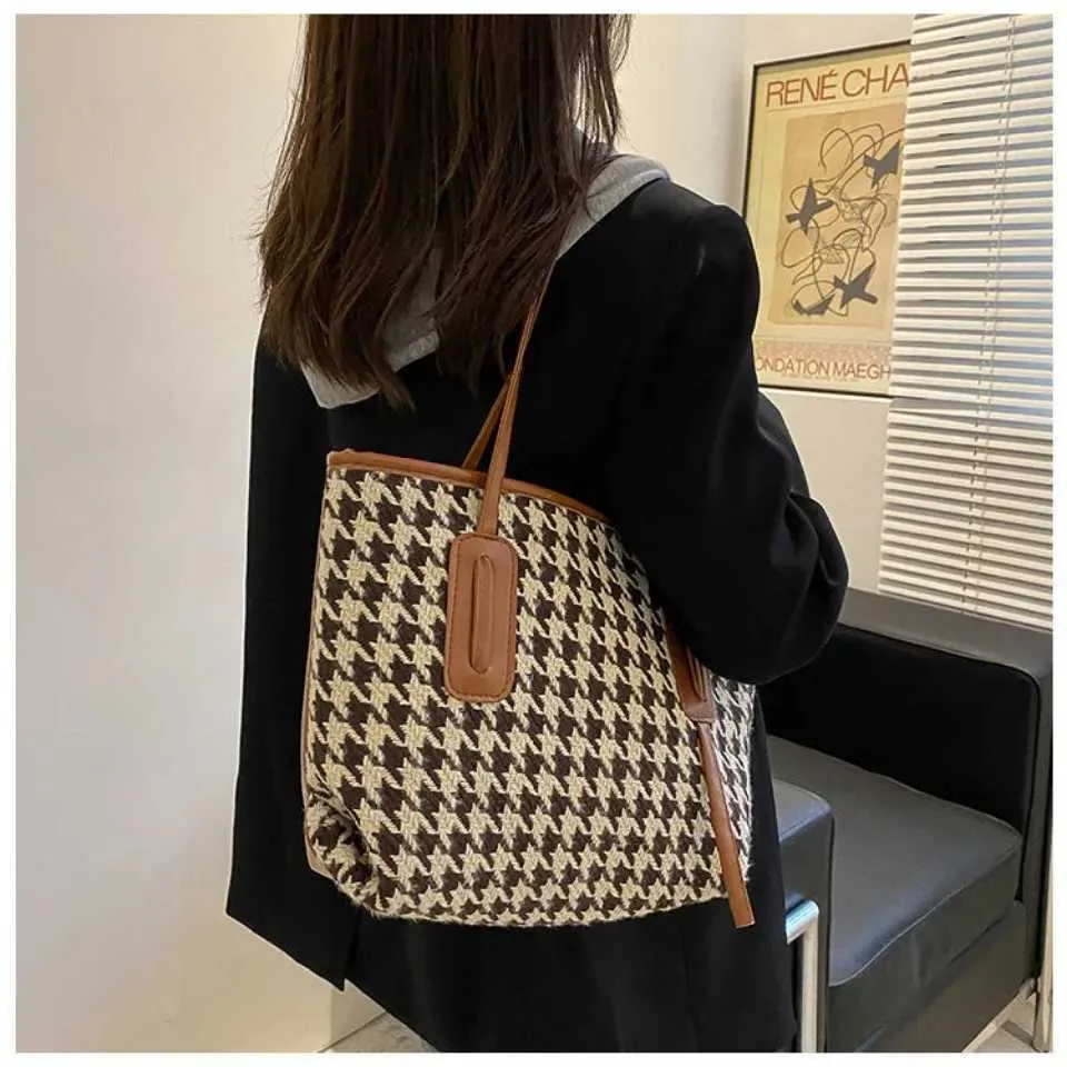 Womens Shoulder Bag And Tote Bag Large Capacity Grid Pattern Bag_voghion.com