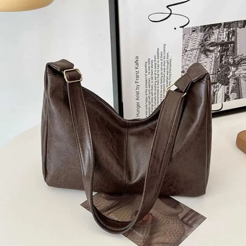 PU Leder Pendler Mode Vintage Casual Maillard Stilvolle Umhängetaschen für Frauen Textur Große Kapazität_voghion.com