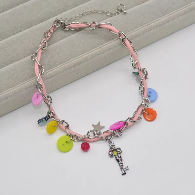 Collana choker con perline e bottone pendente gioiello boho mare_voghion.com