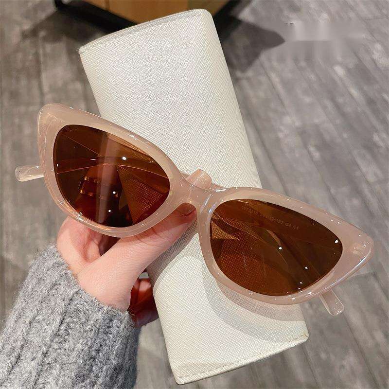Green Same Style GM Cat Eye Small Frame Myopia For Women With Bare Skin, Thin Face, Anti UV Polarized_voghion.com