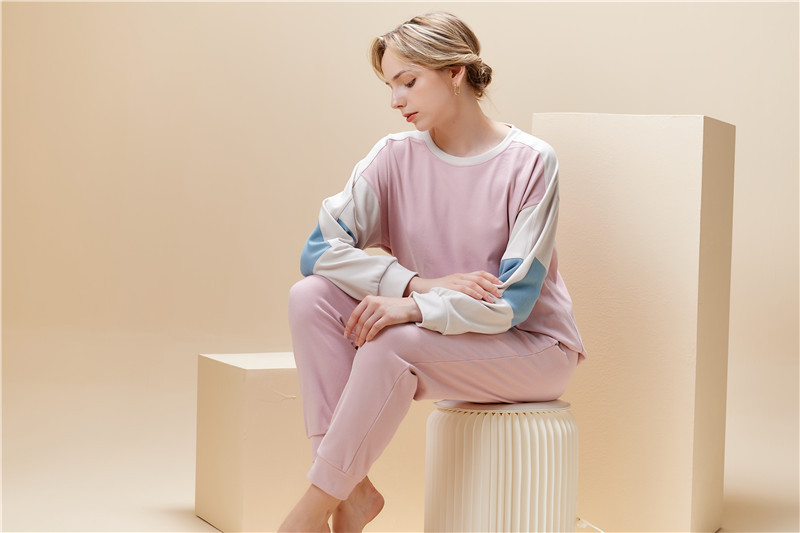 Pigiama da donna con scollo tondo, colore testa a contrasto, caldo e morbido set da indossare per la casa_voghion.com