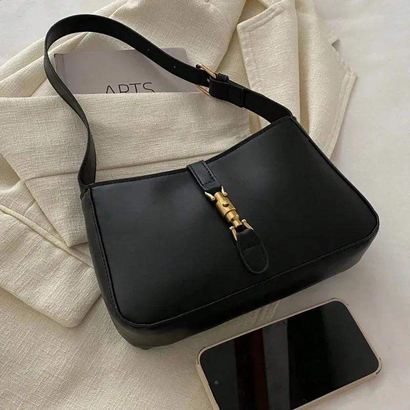 Stylish Women's Shoulder Bag Minimalist Crescent Handbag Travel_voghion.com