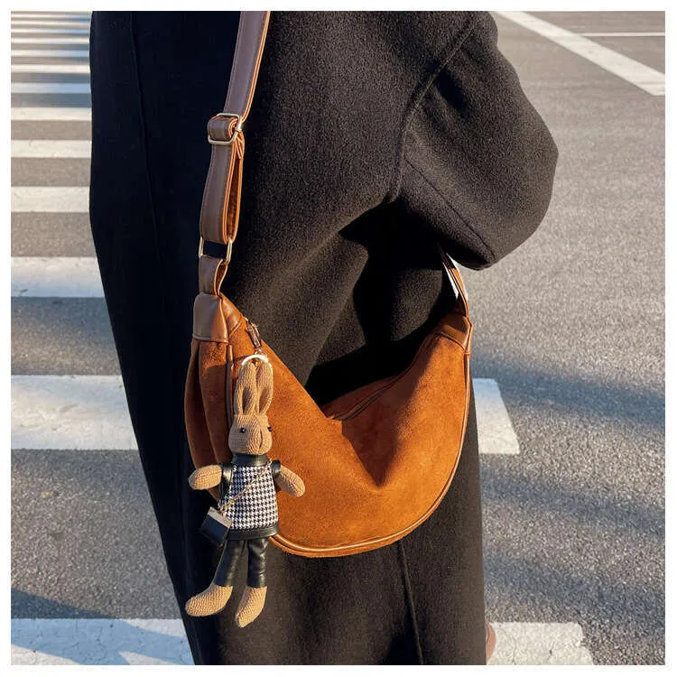 Borsa a tracolla e borsa a spalla dumpling in tweed smerigliato_voghion.com