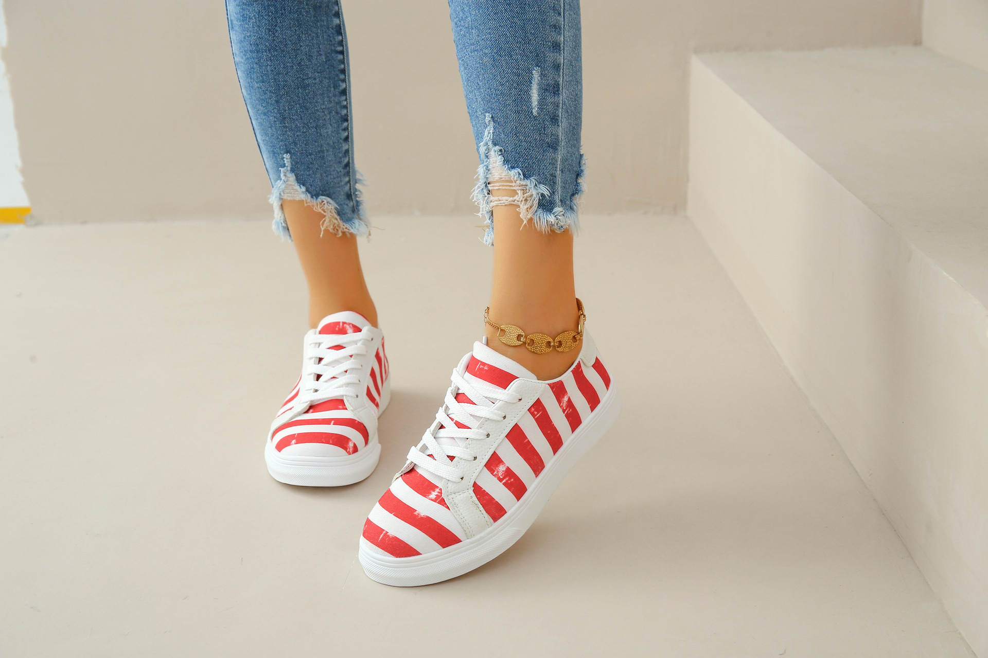 Women's low-top breathable canvas shoes_voghion.com