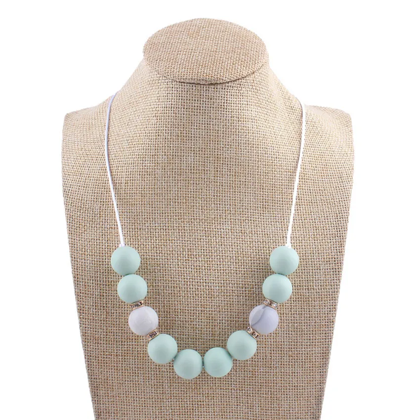Colar de amamentação de silicone com correntes de madeira com cordão de nylon acetinado e fecho de segurança para amamentação, preto e branco_voghion.com