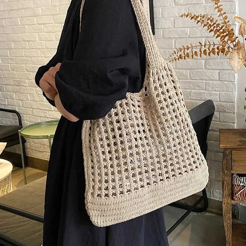 Knitted hollow shoulder lower arm bag large capacity crochet hook womens shopping casual beach handbag Y241011_voghion.com