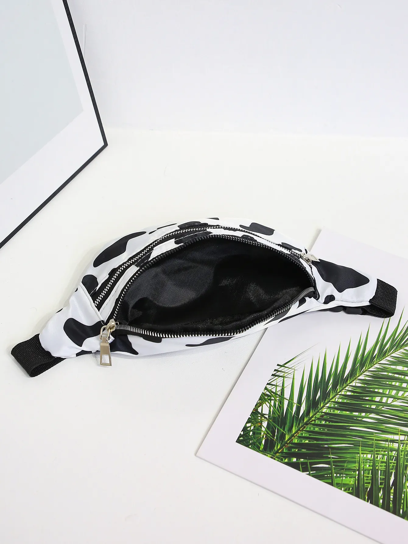 Torba sportowa damska na klatkę piersiową z nadrukiem w krowie wzory, z paskiem i kieszenią na ramię, saszetka biodrowa_voghion.com