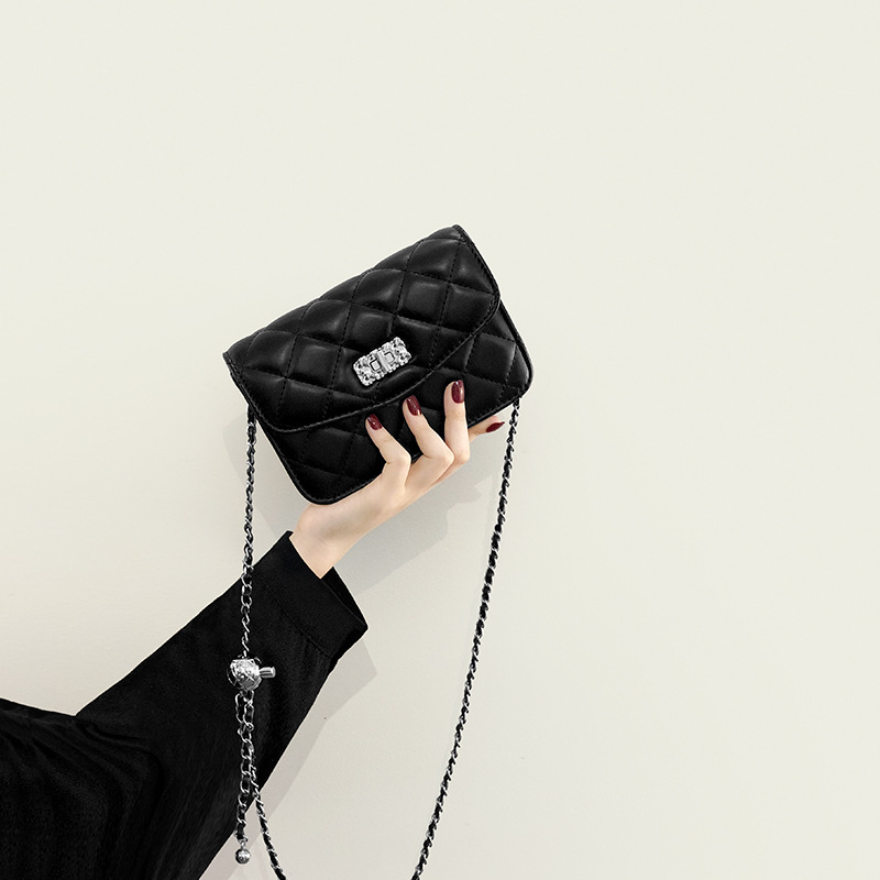 Hochwertiger Trend für Frauen in diesem Jahr, Nischen-Internet-Promi, High-End-Textur, vielseitige Mini-Crossbody-Kette_voghion.com