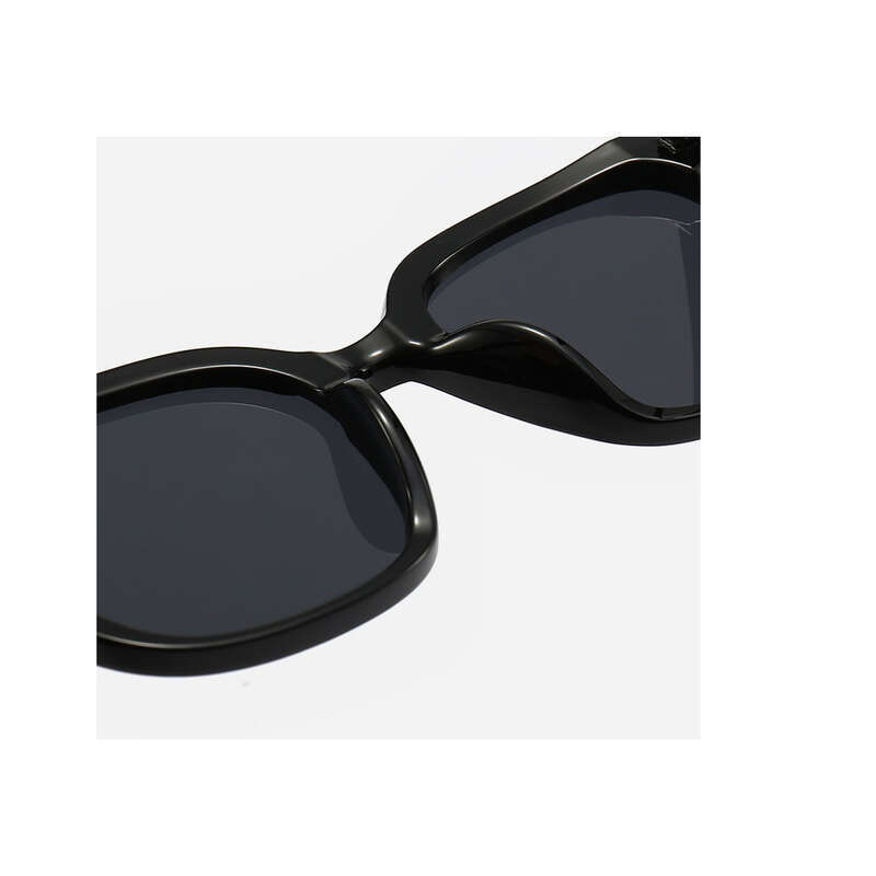 Nueva versión coreana de 2025 de gafas de sol de verano con protección solar para hombres y mujeres con montura grande y temperamento de uñas._voghion.com