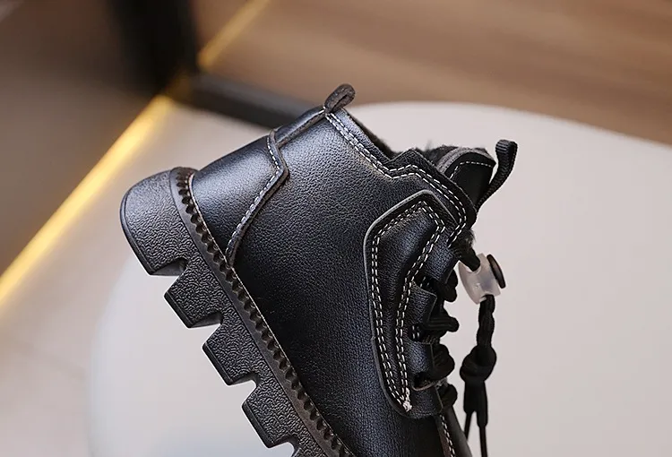 Botas cortas impermeables de cuero Happysteps para niños, zapatos de algodón cálidos y gruesos de felpa para la nieve, de invierno, a la moda, de cuero para niños pequeños_voghion.com