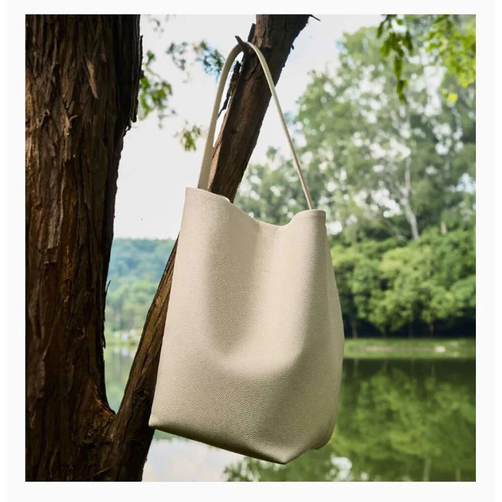Borsa a secchiello zency grande in pelle, borsa donna a spalla_voghion.com