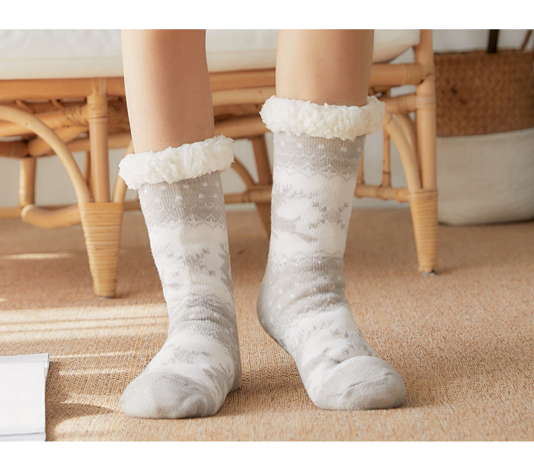 Underwear & Sleepwears Cozy Winter Fleece-Lined Anti-Slip Slipper Socks For Women - Soft Indoor House Shoes With Festive Reindeer Pattern_voghion.com