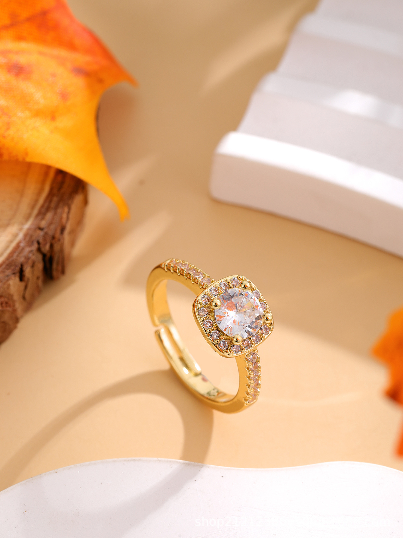 French High end Luxury Sugar Set Diamond Wedding Live Broadcast Adjustable Ring Women's Jewelry_voghion.com