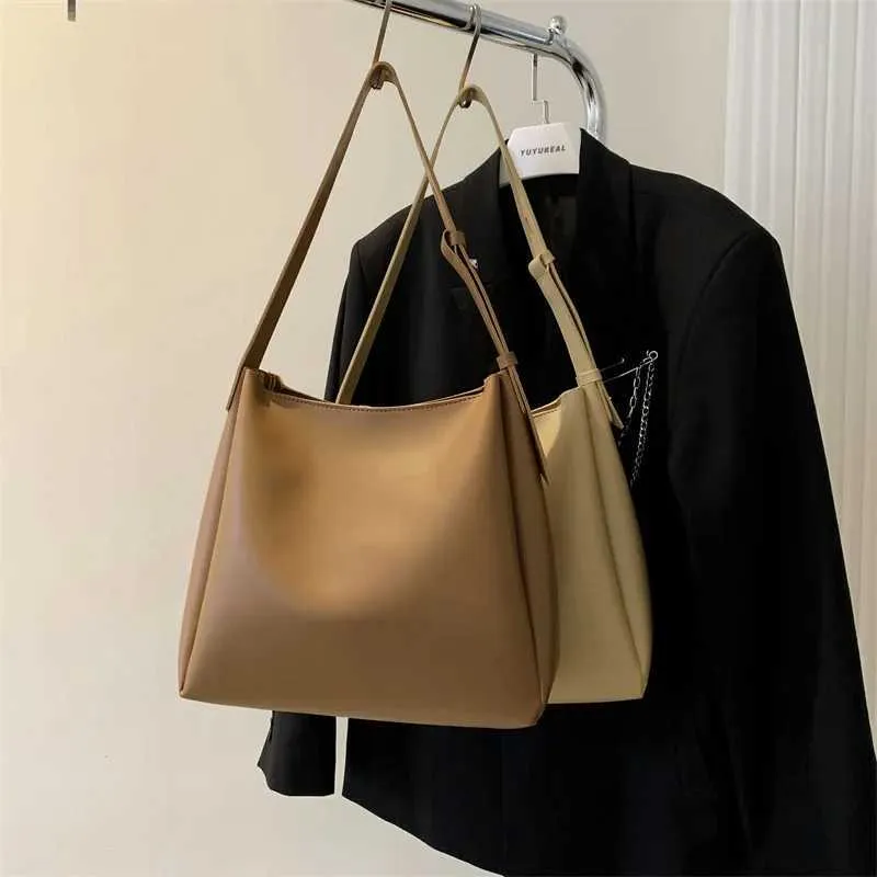 Sac à main et portefeuille en cuir tendance 2024 pour femme, simple, grande capacité, bandoulière, Y241011_voghion.com
