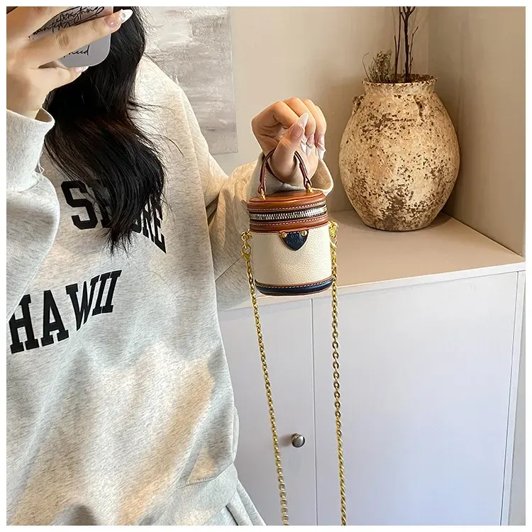 2025 Nuove borse a tracolla firmate per donna Mini borsa a mano Borsa a tracolla rotonda da donna_voghion.com