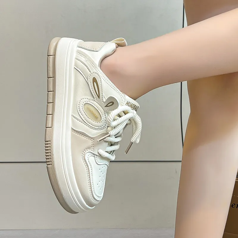 Thick Soled Round Toe Mesh Breathable Cartoon Decoration Sports Skateboard Casual And Versatile Non Slip Board Shoes_voghion.com