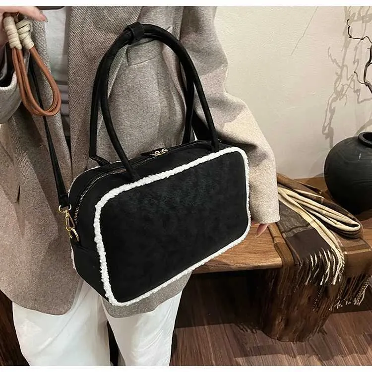 Sacs à main en daim de grande capacité pour femmes, sacoches en polaire d'agneau, sac à bandoulière décontracté pour femmes, sac à bandoulière assorti_voghion.com