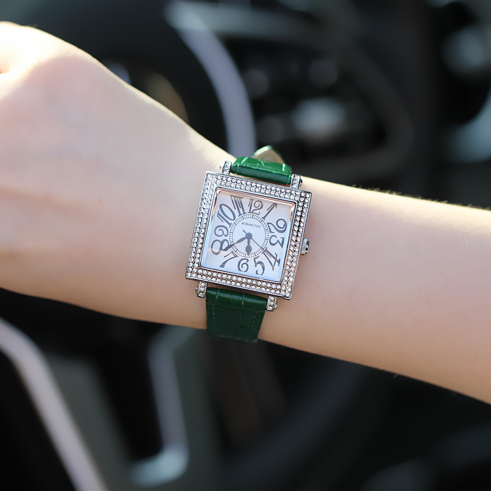 Modetrend 2024 Neue digitale Diamant-Set Damen Square True Belt Uhr_voghion.com