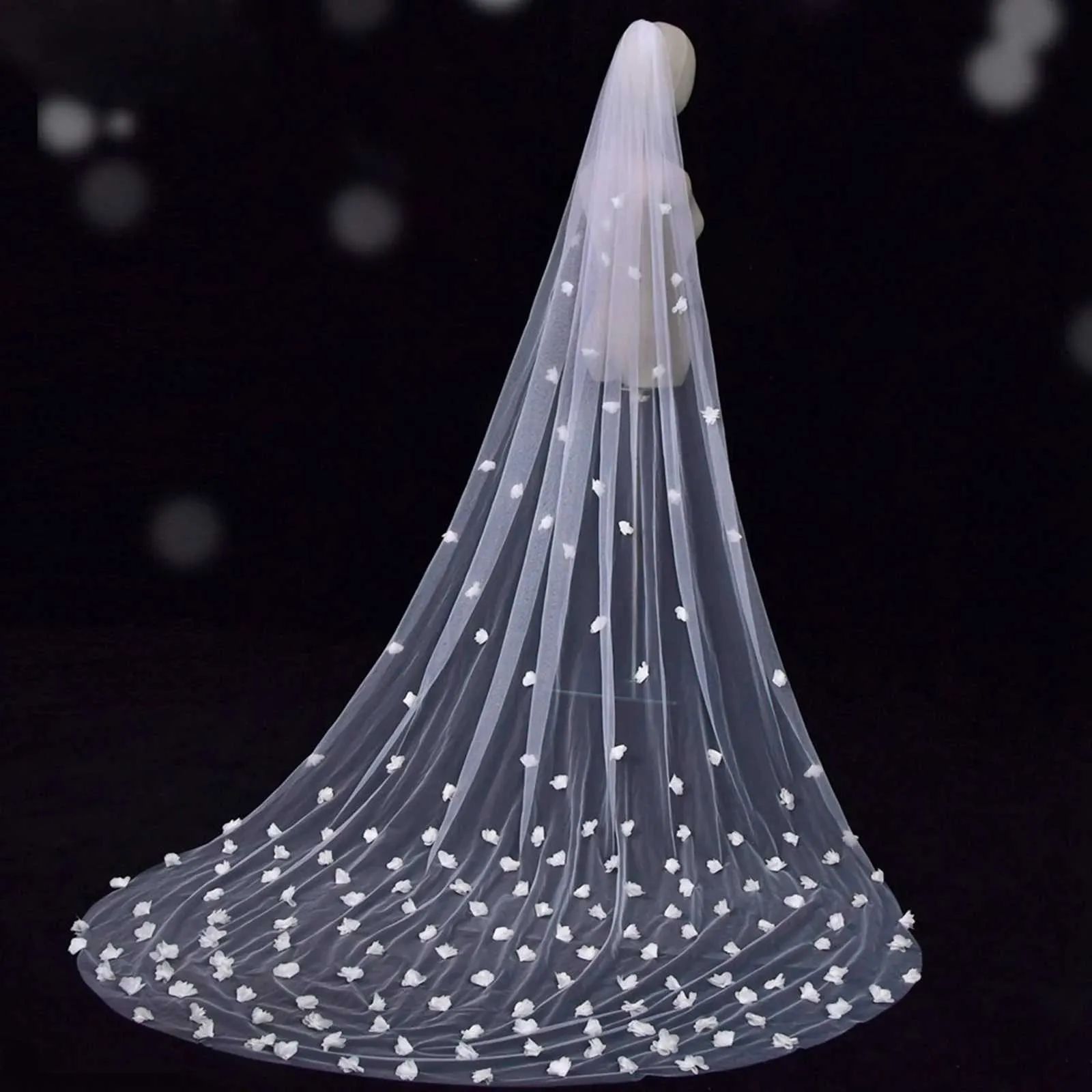 Hair Jewelry V20s One Tier With Fabric Flowers Scattered Lace Floral Applique Wedding Veil 3D Organza Flower On Bridal_voghion.com