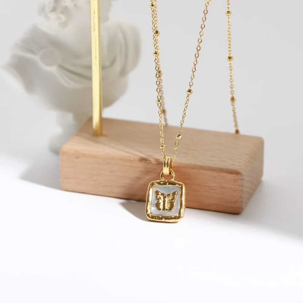Unhänger Halskette Nisch Design Päiperleksmuschel Block Halskette Laang Pulloverkette Titanstahl platéiert 18 Karat Gold_voghion.com