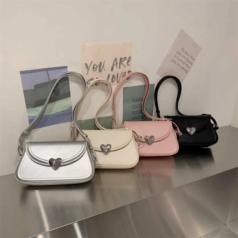 Schoudertas voor dames kleine schoudertas met hartgesp zilver_voghion.com