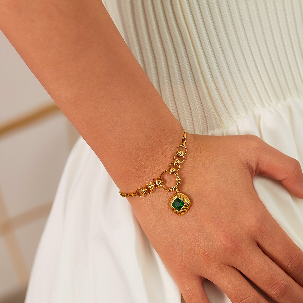 Bracciale in acciaio inossidabile con pendente in zircone di alta qualità_voghion.com