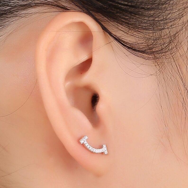 Orecchini sorridenti di design, set in oro per tutto il corpo con diamanti, orecchini di lusso leggeri, orecchini e ornamenti da donna_voghion.com