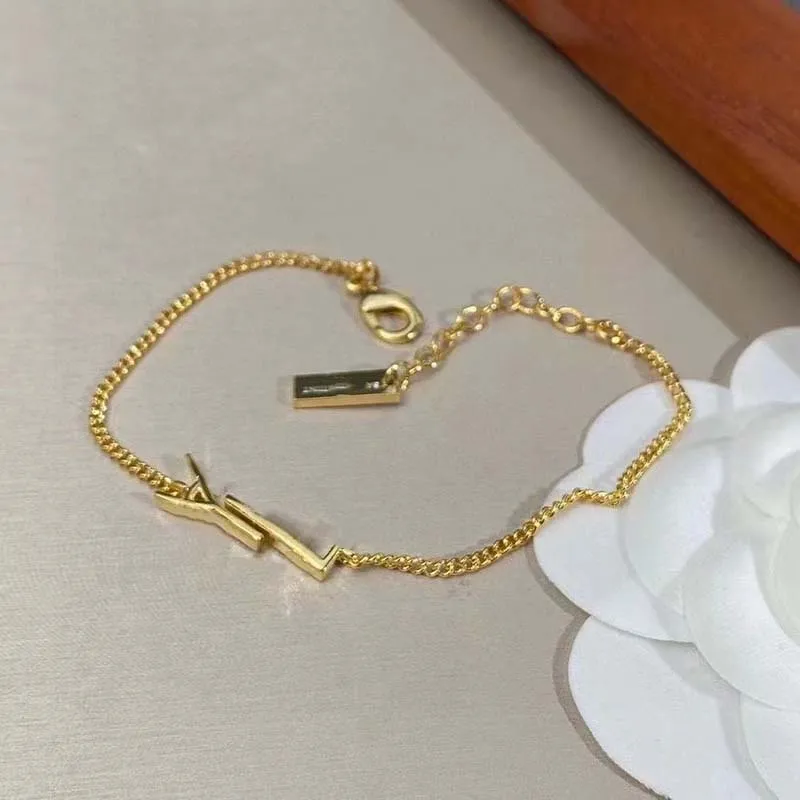 Projektantka biżuterii damskiej charms klasyczne bransoletki z pozłacanymi literami złota bransoletka łańcuszkowa kobieta swobodna impreza prezenty świąteczne_voghion.com