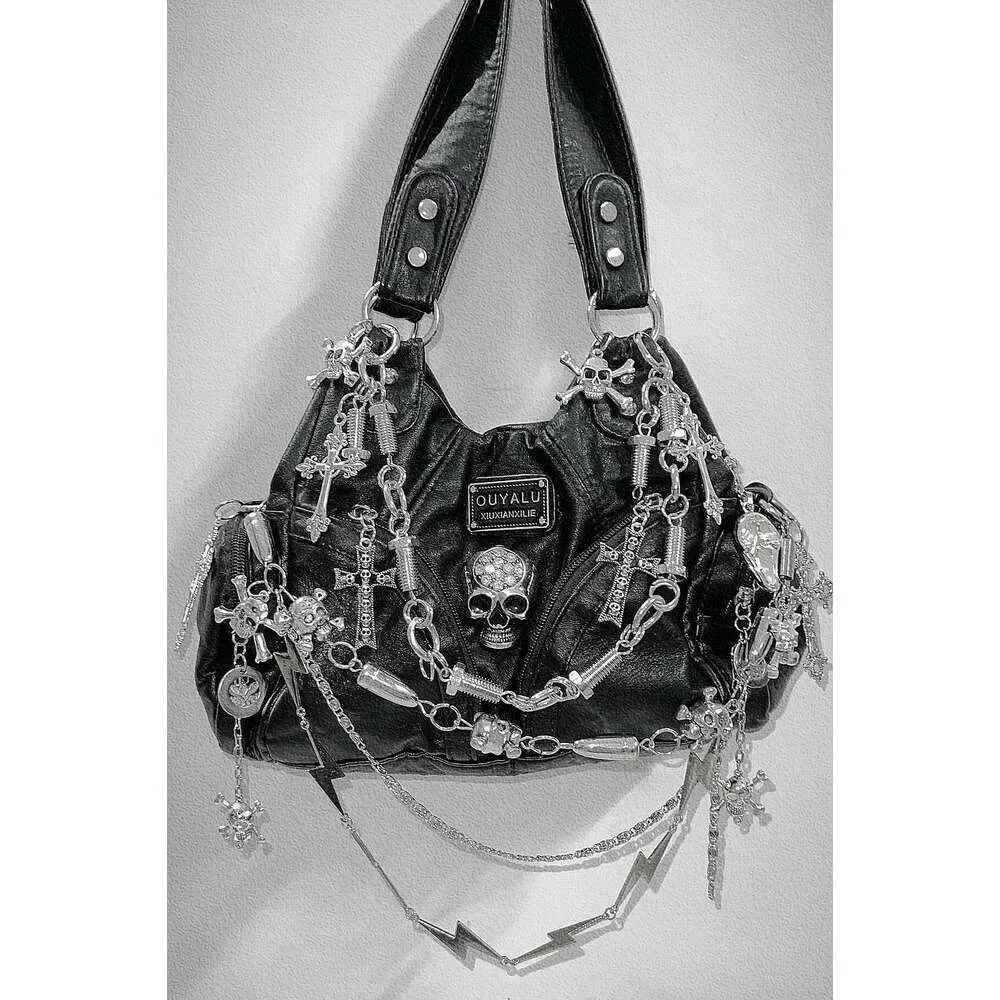Gleicher Stil wie Blogger Unterarm Spicy Girls Schultertasche Gothic PU Leder Handtaschen Stilvolle Punk Totenkopf Geldbörse Mode Y2k_voghion.com