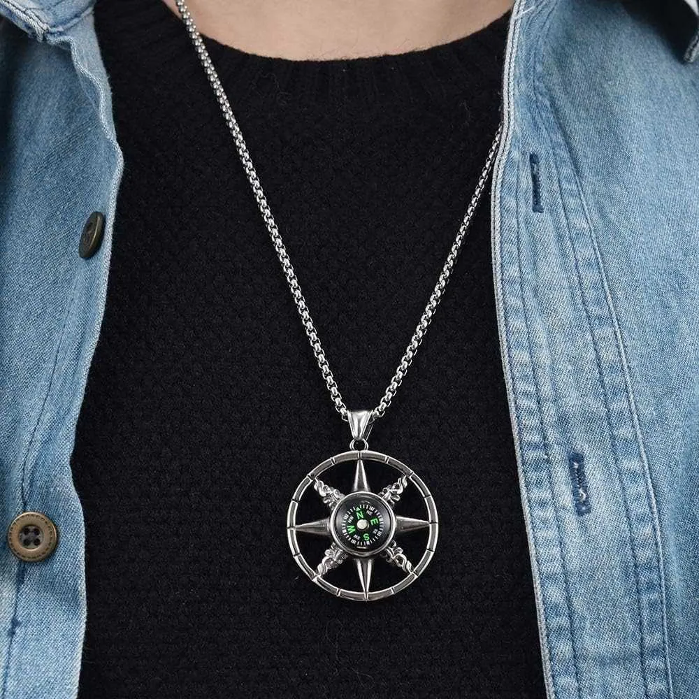 Collana con ciondolo arcobaleno con bussola flash per uomo, in acciaio inossidabile color argento antico, accessori per gioielli hip hop punk rock_voghion.com