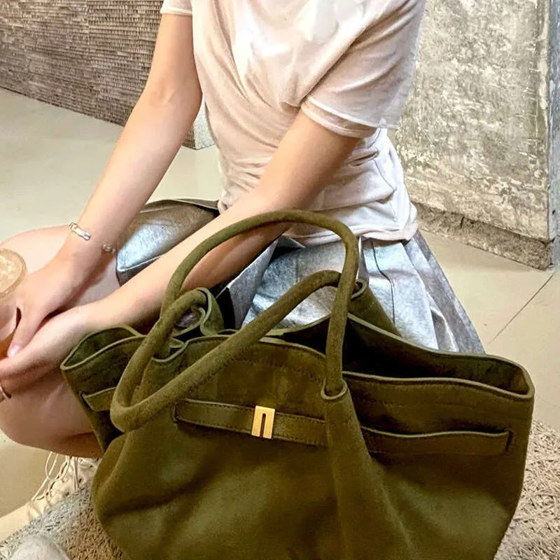 Sacs à main de niche 2024 Nouveaux sacs pour femmes en cuir suédé mat_voghion.com