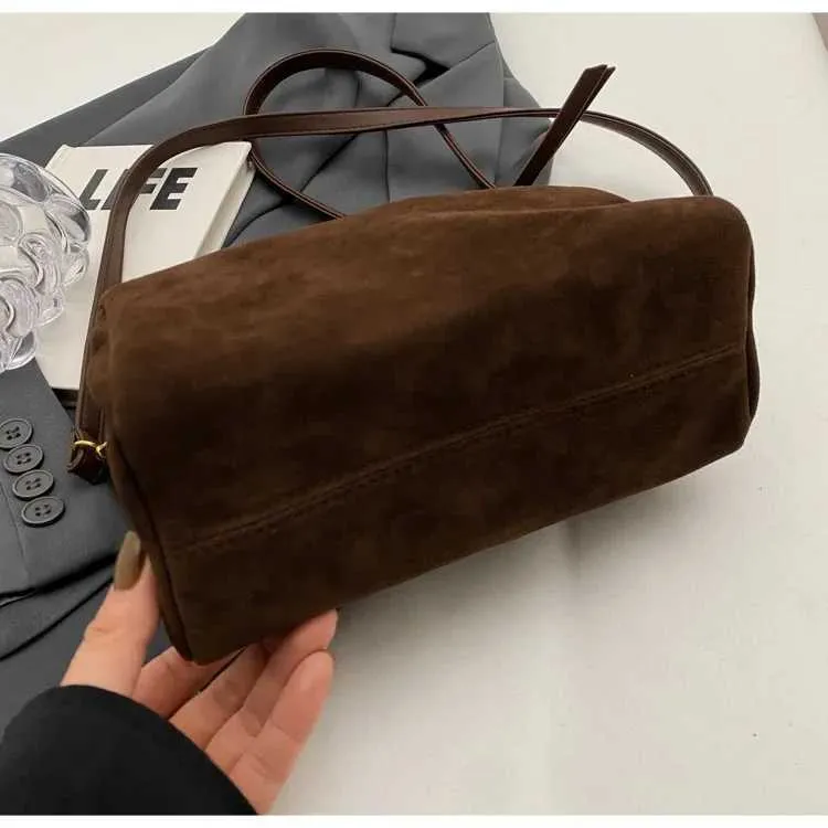 Modieuze schoudertas en crossbody tas met plooi voor dames_voghion.com