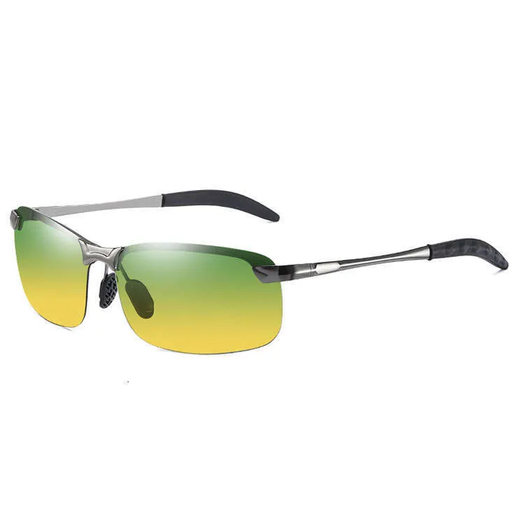 DHCollections Outdoor Fishing Men's Polarized Smart Light-Sensitive Metal Photochromic Driving Day And Night Dual-Use_voghion.com