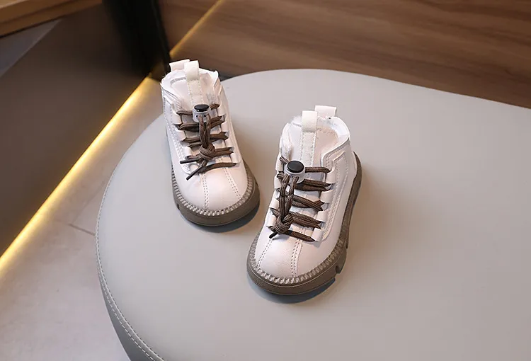Botas cortas impermeables de cuero Happysteps para niños, zapatos de algodón cálidos y gruesos de felpa para la nieve, de invierno, a la moda, de cuero para niños pequeños_voghion.com