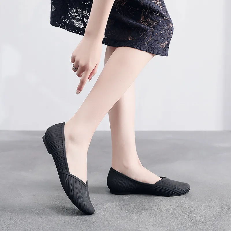New Low-top Waterproof Rain Boots Women Summer Adult Work Rubber Fashion Jelly Shoes Non-slip Shallow Toe Sandals_voghion.com