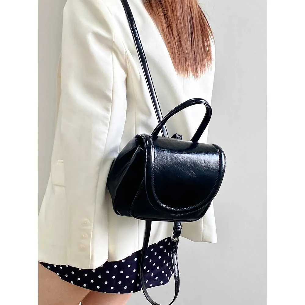 Elegante zaino nero da donna in pelle solida con patta, grande capacità, borsa da viaggio con manico, college, pu_voghion.com