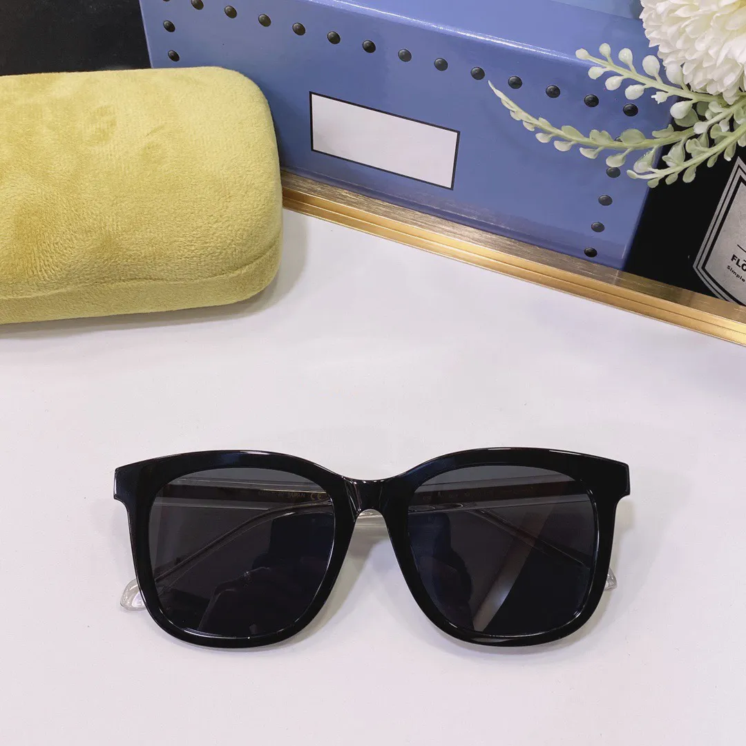 Vintage vierkante designer zonnebril voor dames en heren_voghion.com