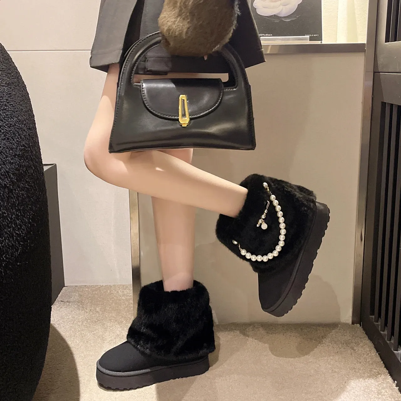 Women's Plush Platform Snow Boots Warm Fashion Winter Footwear_voghion.com