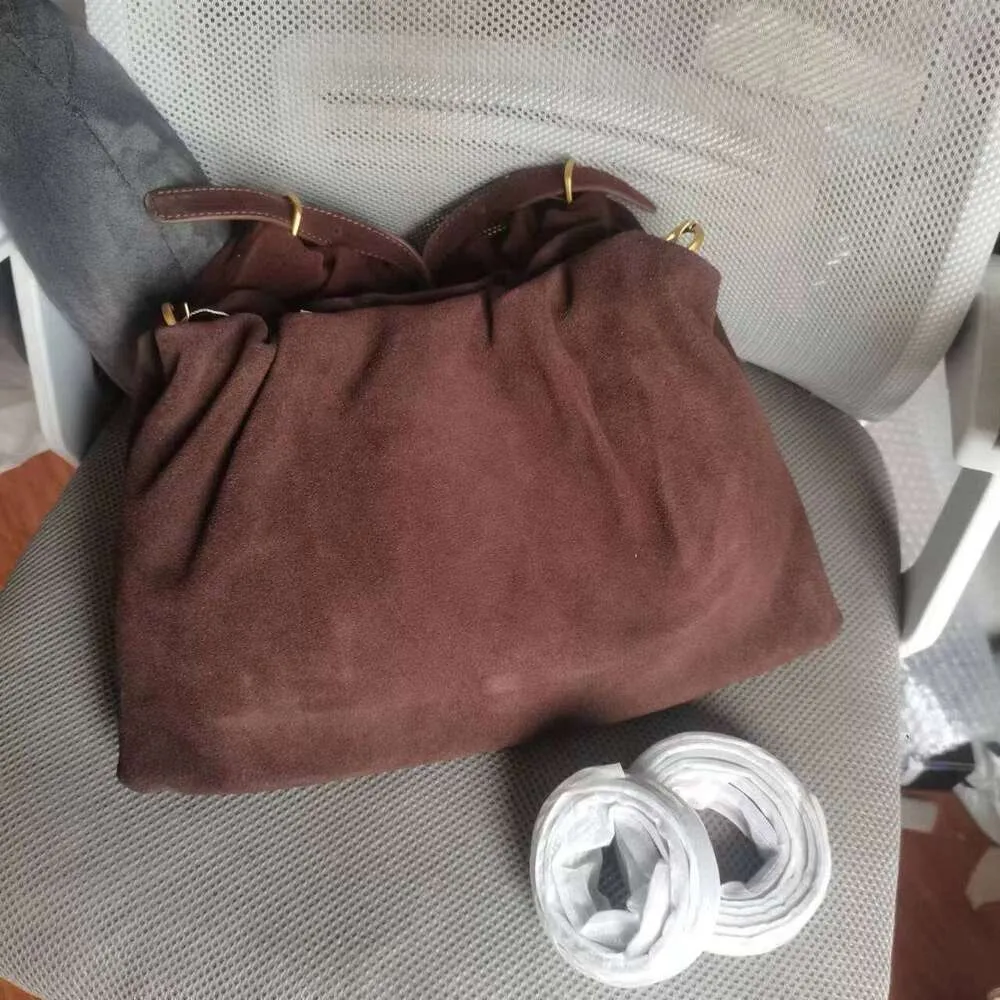 Borsa a tracolla da donna in pelle scamosciata opaca con 2 cinturini, in pelle di mucca scamosciata, stile coreano, con arricciature, color caffè kakhi_voghion.com