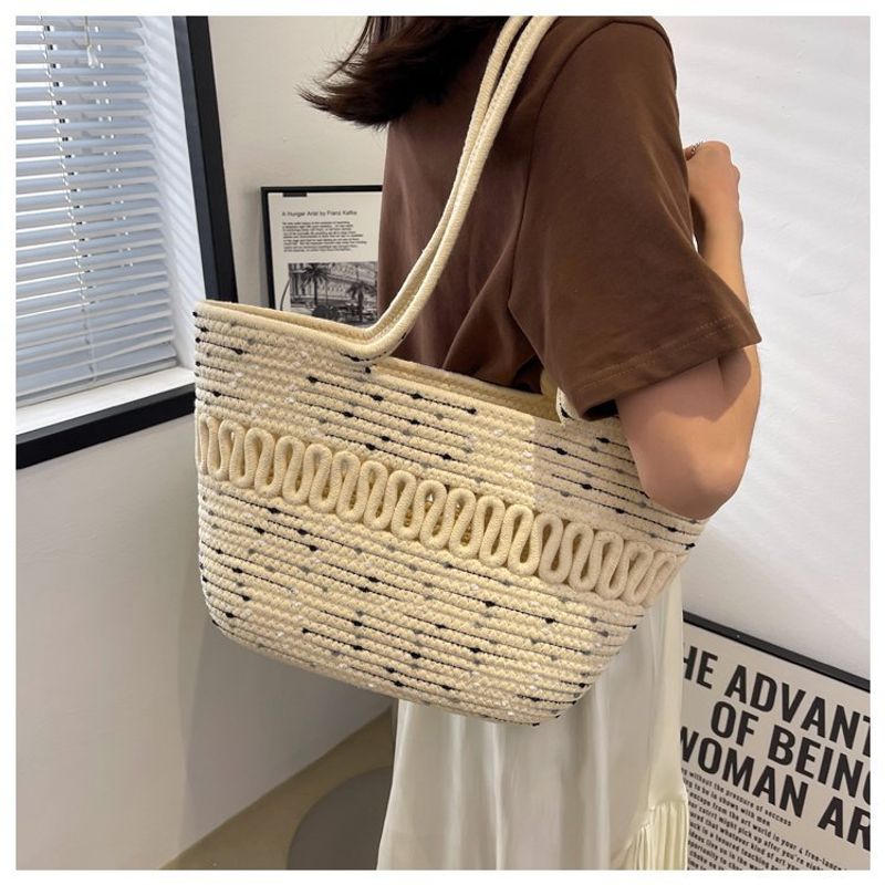 Spring and summer niche grass for women in 2024, new trendy cotton thread woven beach bags, large capacity single_voghion.com