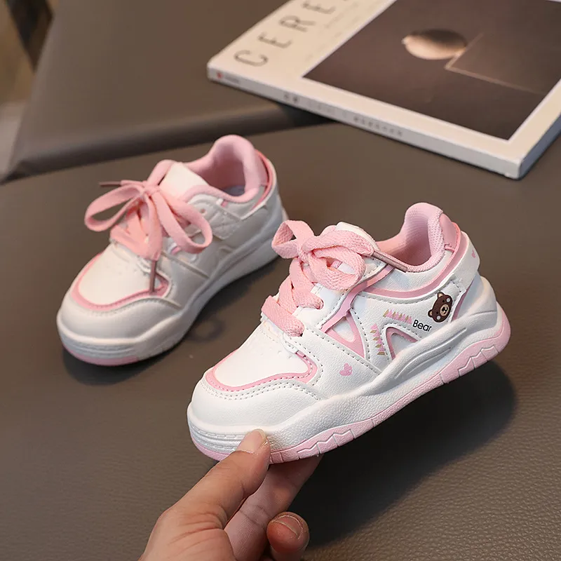Baskets antidérapantes pour enfants, chaussures de sport mignonnes en forme d'ours, chaussures décontractées en cuir PU pour garçons et filles_voghion.com