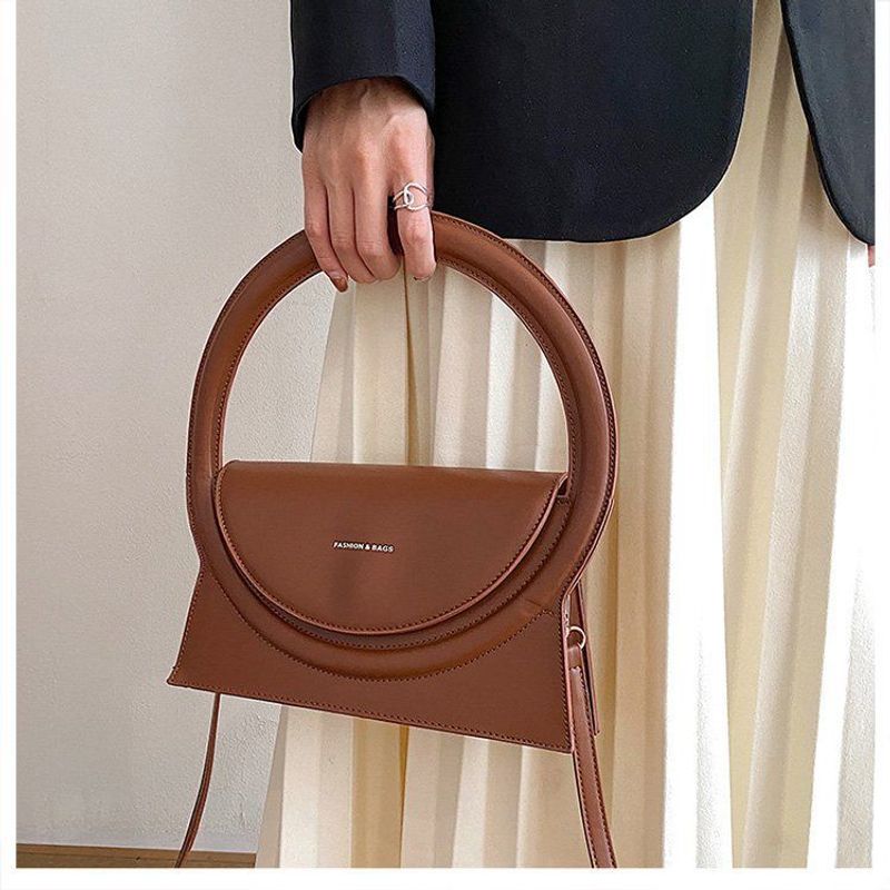 Guangzhou 2023 Neue Sommermode Duftender Wind Damen Lingge Kette Einzelne Schulter Umhängetasche Kleine Tasche_voghion.com