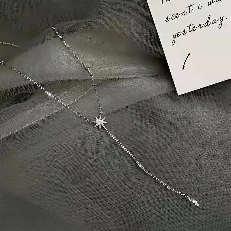 Collana con pendente a stella in argento sterling elegante_voghion.com