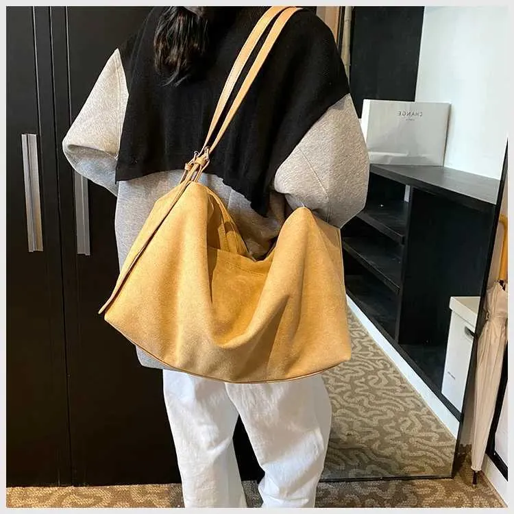 Camurça para mulheres bolsas sólidas grande capacidade crossbody bolsas femininas casuais bolsa de ombro macia pacotes de armazenamento de viagem C241212_voghion.com