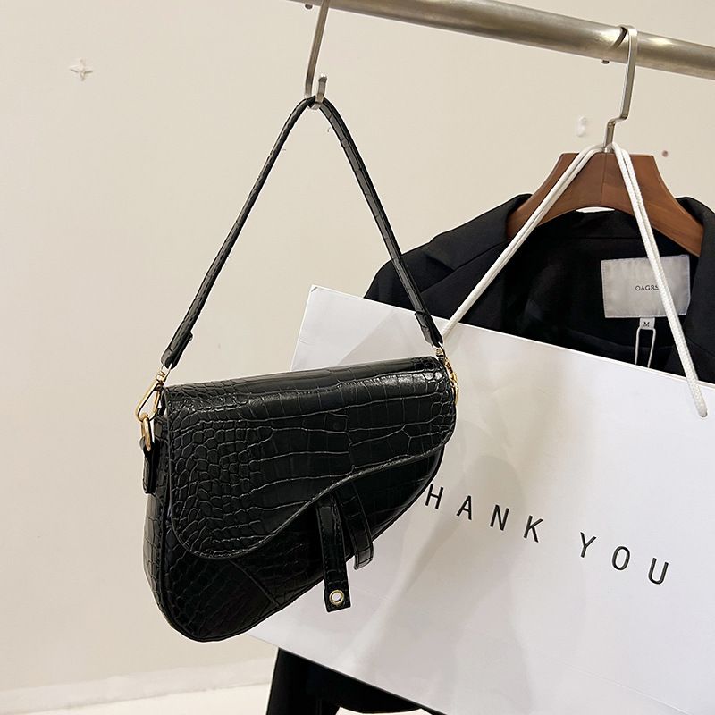 High-End-Tasche für Frauen 2023 neue Mode Schulter Messenger Handtasche Krokodilmuster große Kapazität Außenh_voghion.com